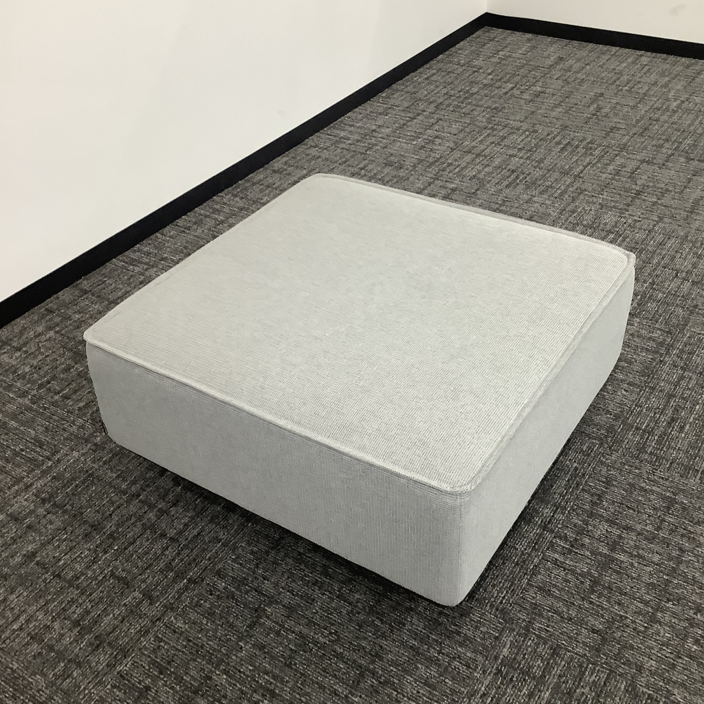 ラウンジソファ メッティ ローベンチグレー3