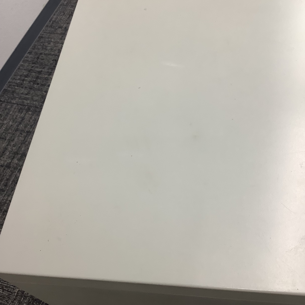 ペーパーケースA4サイズ収納のキズ